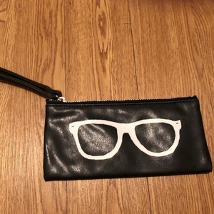 Bobbi Brown Eyeglasses Cosmetic Makeup Bag Black‎